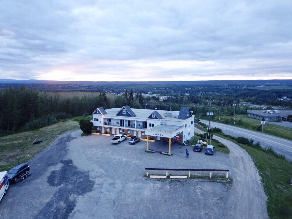 Hillview Motel Vanderhoof Экстерьер фото
