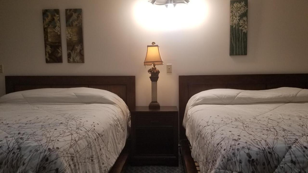 Hillview Motel Vanderhoof Экстерьер фото